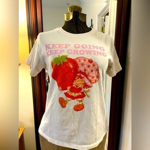 Strawberry shortcake Tee shirt 🍓🍓🍓